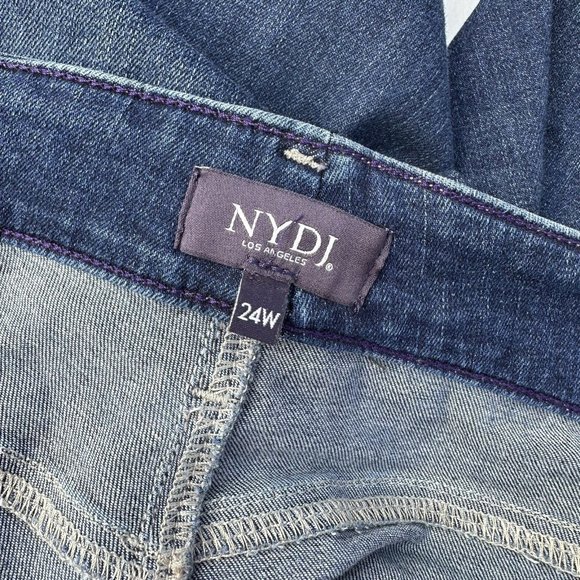 NYDJ Boyfriend Jeans LiftxTuck Embroidered Patches Cuffed Women’s Plus Size 24W - Picture 10 of 14